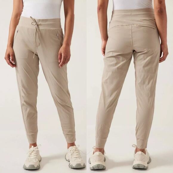 Athleta Pants - Athleta Women's Trekkie North Jogger Pants Ecru Tan Plus Stretch - Size 18